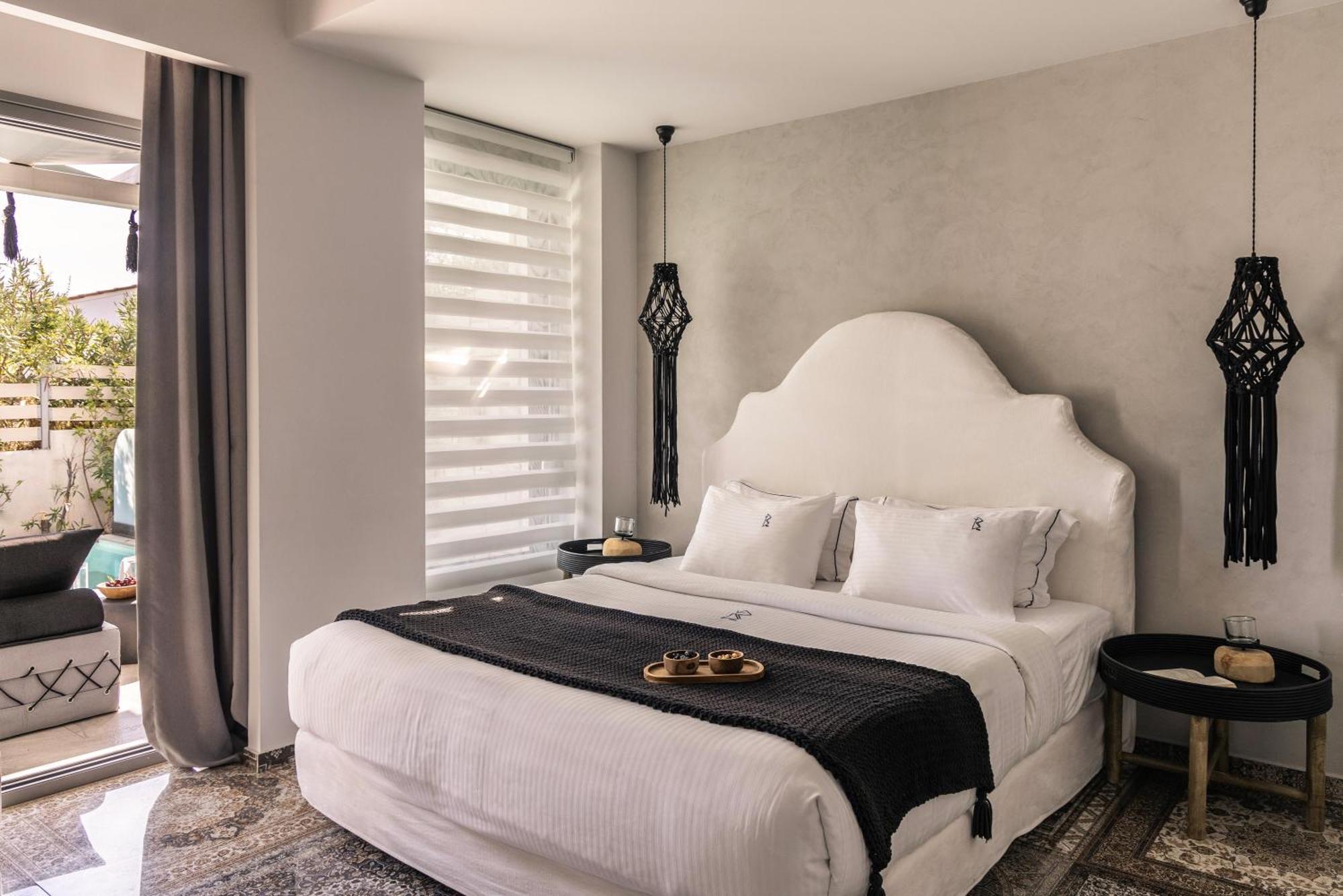 Blue Carpet Luxury Suites Pefkochori Exterior photo